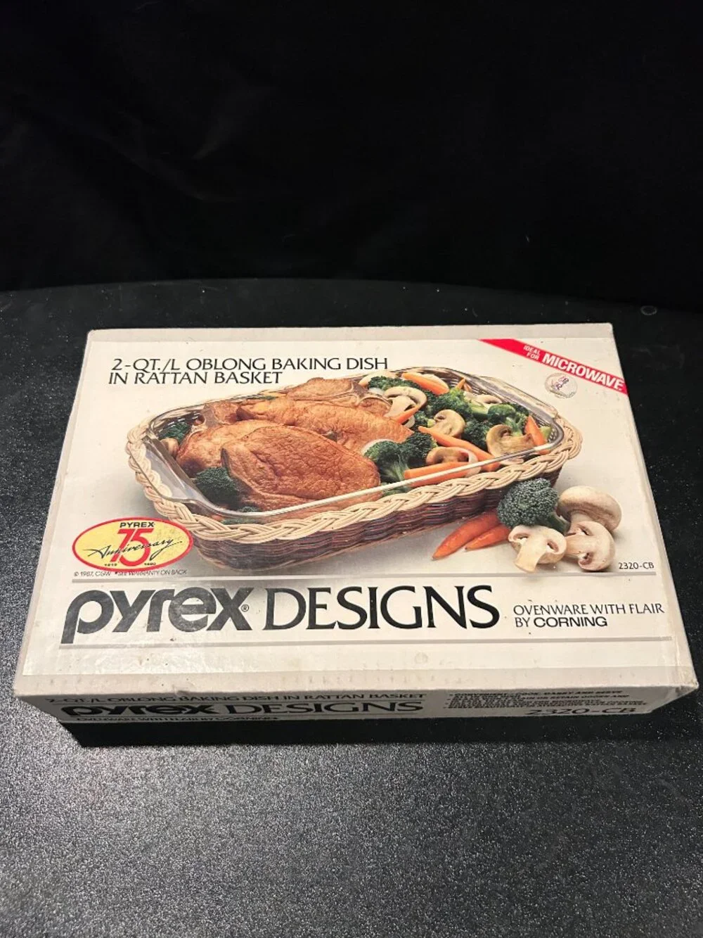 Vintage 1990 Pyrex 75th Anniversary 2 Qt Baking Dish Rattan Basket - New in Box